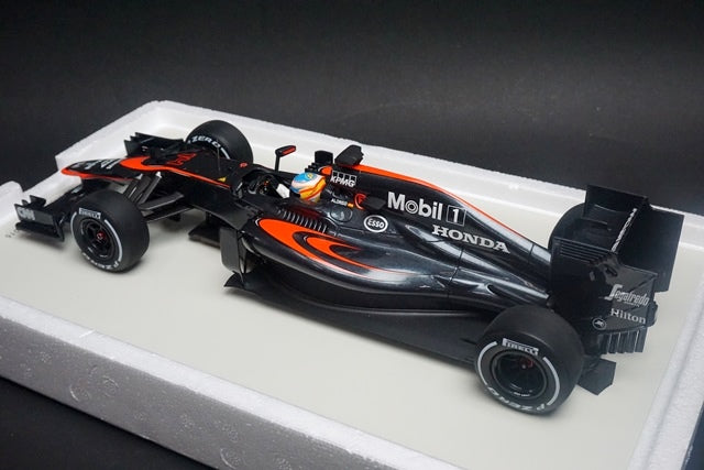 1:18 SPARK 18S176 McLaren Honda MP4-30 Spain GP F.Alonso 2015 #14