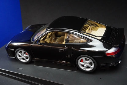 1:18 AUTOart 77833 Porsche 911 Turbo (996) Black model car