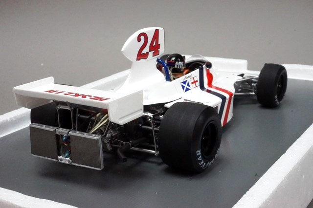 1:18 SPARK 18S406 Hesketh 308 Dutch GP 1975 Winner #24 J.Hunt