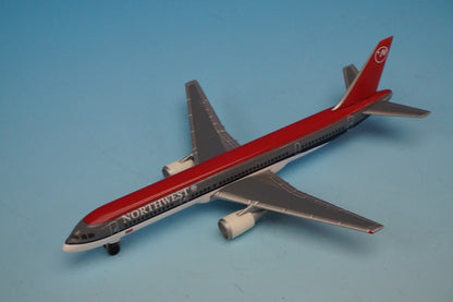 1:500 B757-200 NWA Northwest Airlines No register number 503716 Herpa airplane model