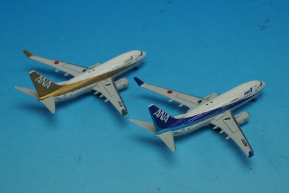 1:500 B737-700 ANA Gold Jet Triton JA01AN JA03AN NHS52002 ANA airplane model