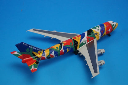 1:400 B747-312 South African Airways Zdizani ZS-SAJ 55400 Dragon airplane model