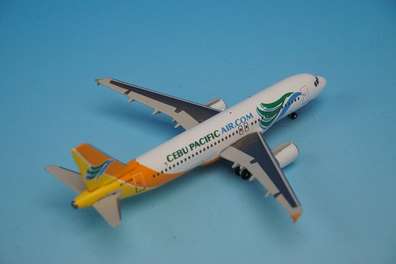 1:500 A320-214 Cebu Pacific Air RP-C3250 519205 Herpa airplane model