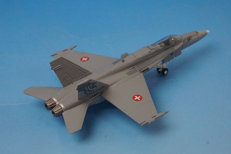 1:200 F A-18C Hornet Swiss Air Force F-18 Demo Team 554718 Herpa