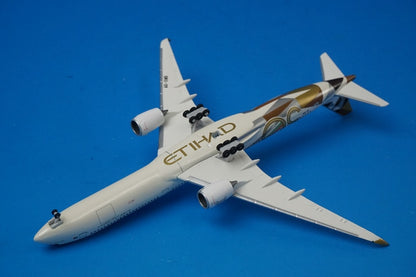 1:500 A350-1000 ETIHAD UAE 50th Anniversary A6-XWB 536622 Herpa