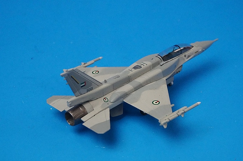 1:200 F-16D United Arab Emirates Air Force UAEAF 551786 Herpa