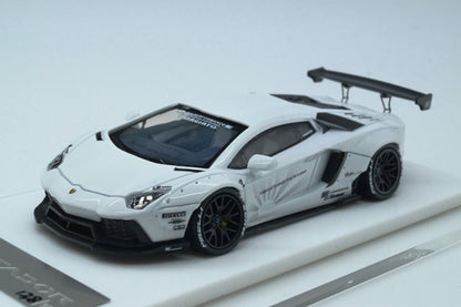 LB700-002 LB PERFORMANCE 1:64 LIBERTY WALK LB-WORKS Aventador White