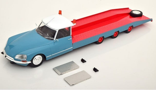 CMR138 CMR 1:18 Citroen DS Tissier Car Transporter 1970