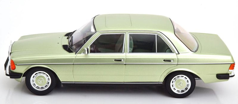 KKDC180353 KK scale 1:18 Mercedes 280E W123 1977 Light Green Metallic