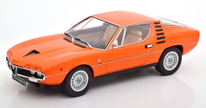 KKDC180385 KK scale 1:18 Alfa Romeo Montreal 1970 Orange with Creme Interior