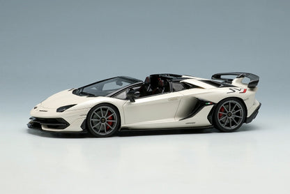 EM515A MakeUp EIDOLON 1:43 Lamborghini Aventador SVJ Roadster 2019 Nireo wheel Matt Pearl White