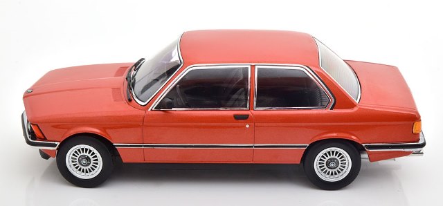 KKDC180651 KK Scale 1:18 BMW 323i E21 1975 Red Brown Metallic