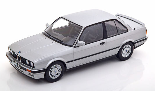 KKDC180741 KK Scale 1:18 BMW 325i E30 M-Paket 1 1987 Silver/Grey Metallic