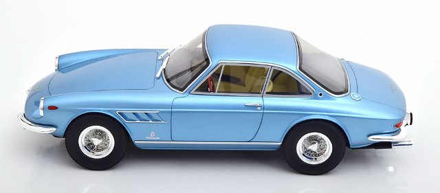 CMR049 CMR 1:18 Ferrari 330 GTC 1960 Light Blue Metallic