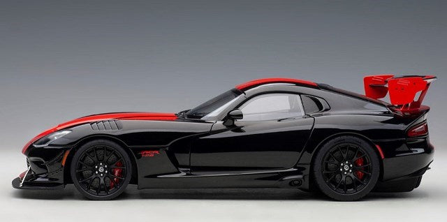 71732 AUTOart 1:18 Dodge Viper 1:28 Edition ACR Black / Red Stripe model cars