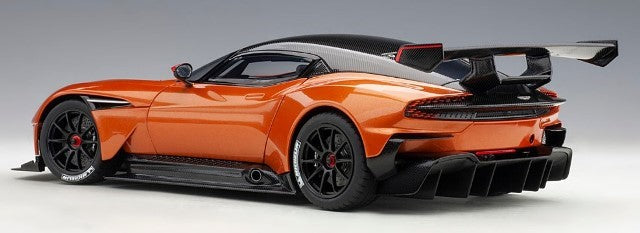 70264 AUTOart 1:18 Aston Martin Vulcan Metallic Orange model car