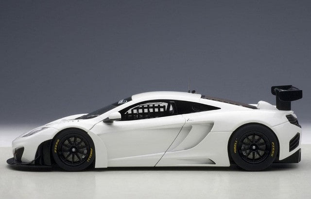 81341 AUTOart 1:18 Mclaren MP4-12C GT3 White