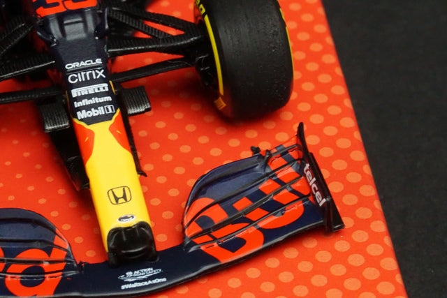 1:43 MINICHAMPS 413210133 Red Bull Racing Honda RB16B Emilia Romagna GP M.Verstappen 2021 #33