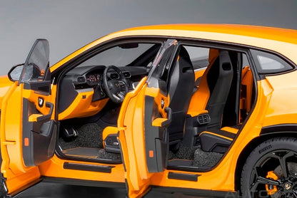 79160 AUTOart 1:18 Lamborghini Urus Pearl Orange