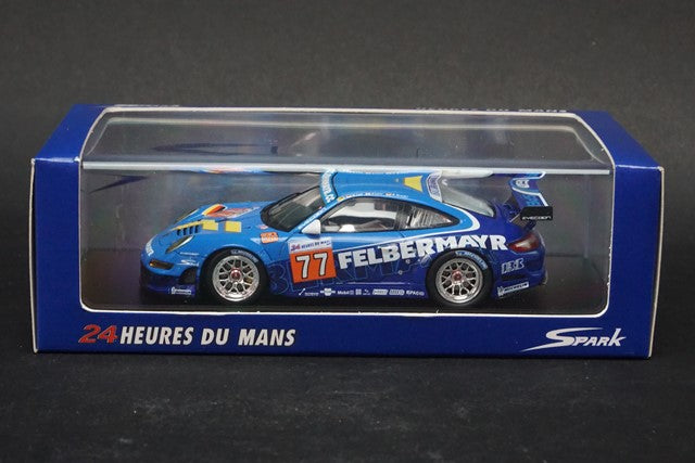 1:43 SPARK S2583 Porsche 997 GT3 RSR Team Felbermayr-Proton Le Mans 2010 #77