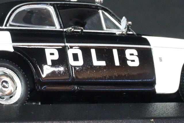 1:43 MINICHAMPS 430171090 Volvo 121 Amazon Police Car