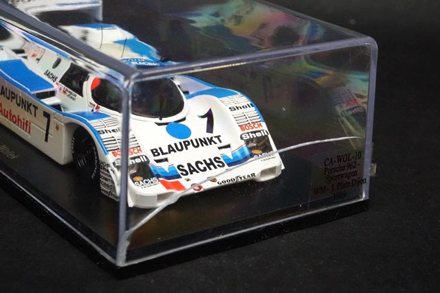 1:43 SPARK CA-WOL-10 Porsche 962 Sportwagen WM-1.Platz Dijon 1989 B.Wollek IN MEMORY OF Bob Wollek