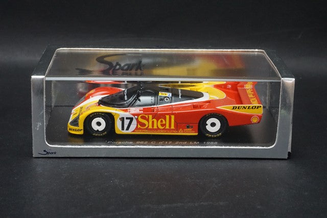 1:43 SPARK S0901 Porsche 962C LM Le Mans 1988 #17 Shell