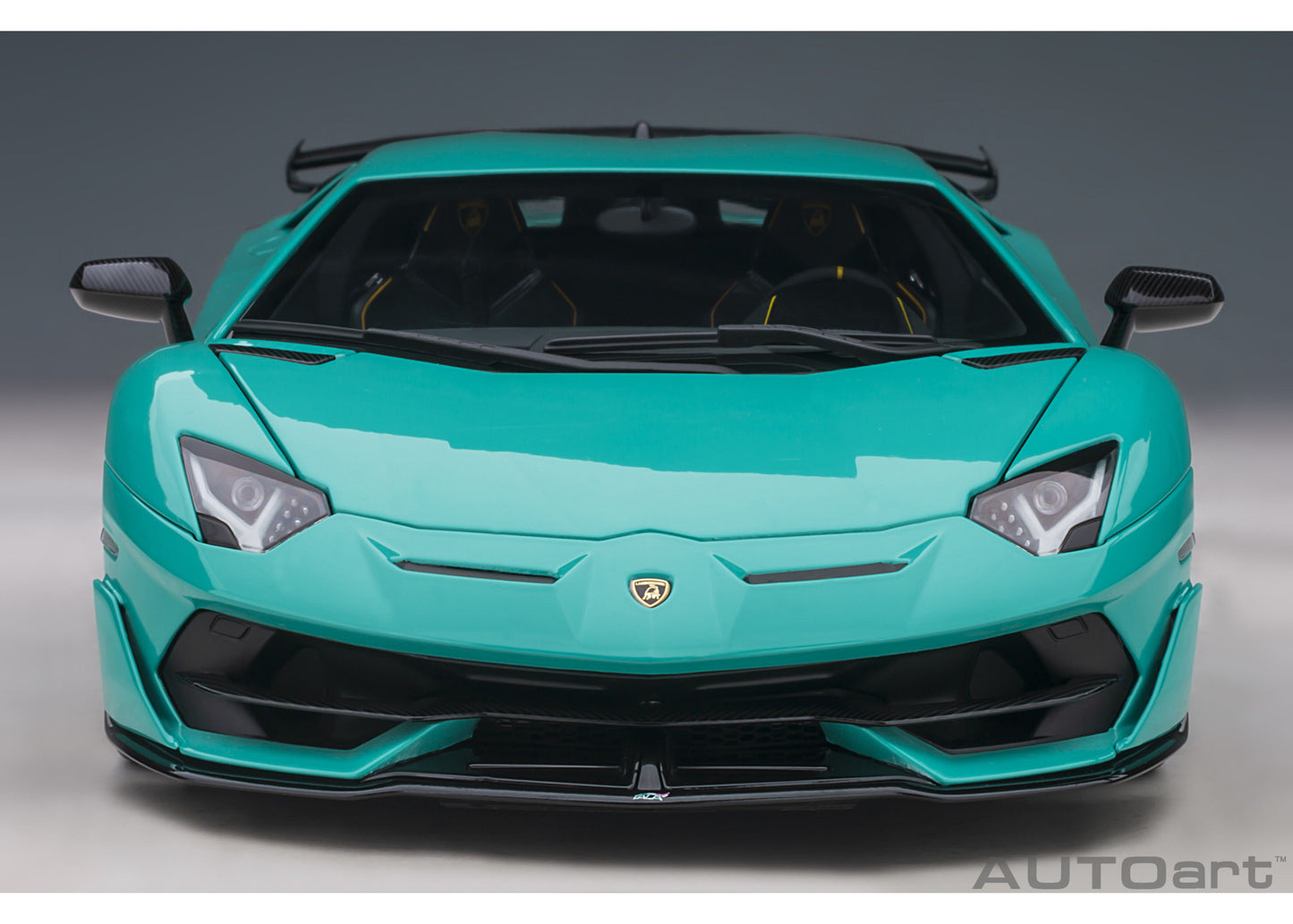 79176 AUTOart 1:18 Lamborghini Aventador SVJ (Turquoise Blue) model car