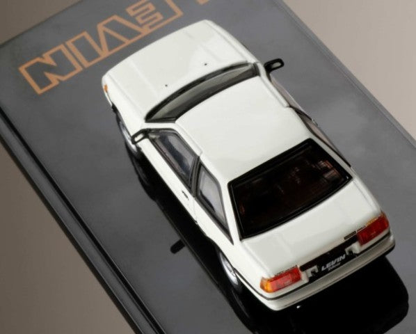 HJ641035AWK Hobby JAPAN 1:64 Toyota Corolla Levin GT APEX 2door AE86 White/ Black