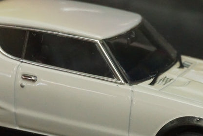 1:43 EBBRO 44074 Nissan Skyline 2000 GT-R KPGC110 1973 White