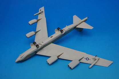 1:200 B-52G Stratofortress USAF 72d Strategic Air Command SAC Andersen Air Force Base 559294 Herpa airplane model