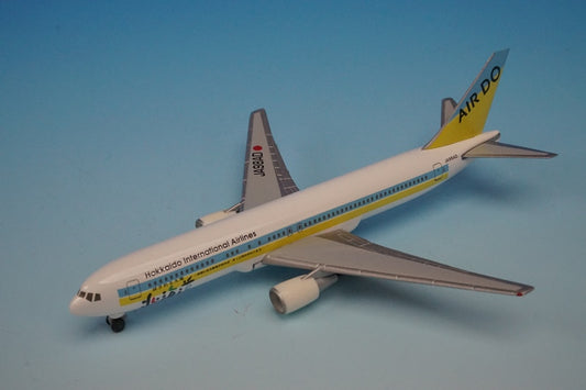 1:500 B767-300ER AIR DO Hokkaido Air Lines JA98AD 502993 Herpa airplane model