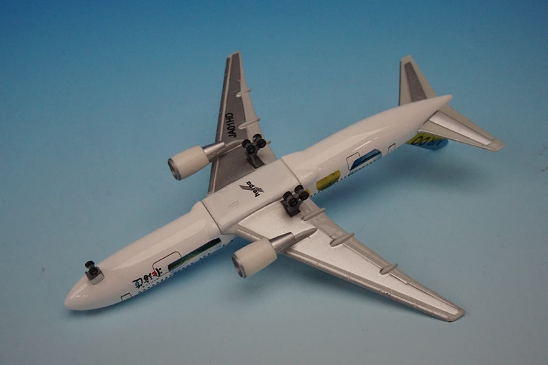 1:500 B767-300ER AIR DO Hokkaido JA01HD 504379 Herpa airplane model