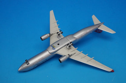 1:400 A330-300 NWA Northwest Airlines N812NW GJNWA776 Gemini airplane model