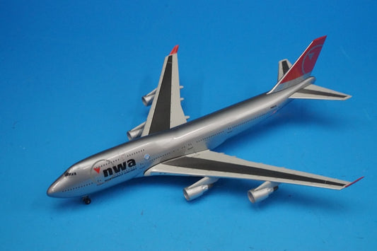 1:400 B747-400 nwa Northwest N666US 55546 Dragon