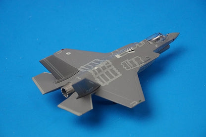 1:200 F-35A Royal Netherlands Air Force NAF 556743 Herpa