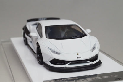 LB610-023 LB PERFORMANCE 1:64 LIBERTY WALK LB-WORKS Huracan LP610 White/Black