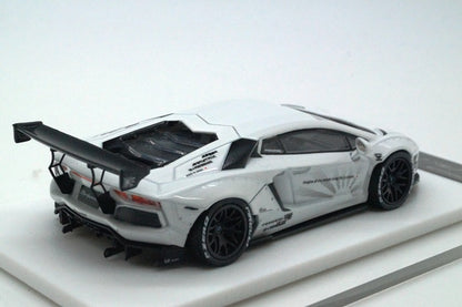 LB700-002 LB PERFORMANCE 1:64 LIBERTY WALK LB-WORKS Aventador White