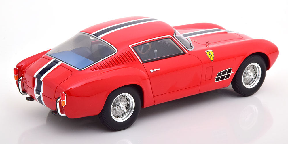 CMR105 CMR 1:18 Ferrari 250 GT LWB 1957 Red/White/Dark Blue