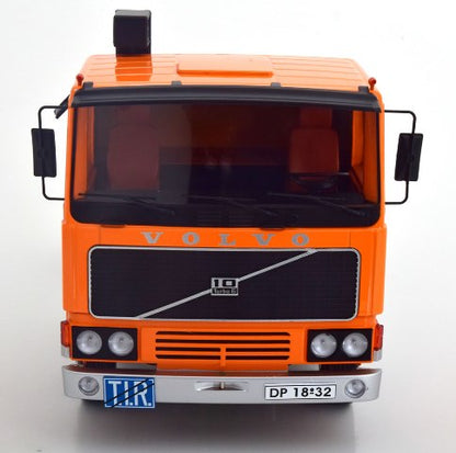 RK180035 ROAD KINGS 1:18 Volvo F10 1977 Orange/Black with Decal Set