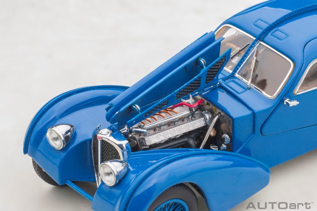 50947 AUTOart 1:43 Bugatti Type57SC Atlantic 1938 Blue / Wire Spoke Wheel model car