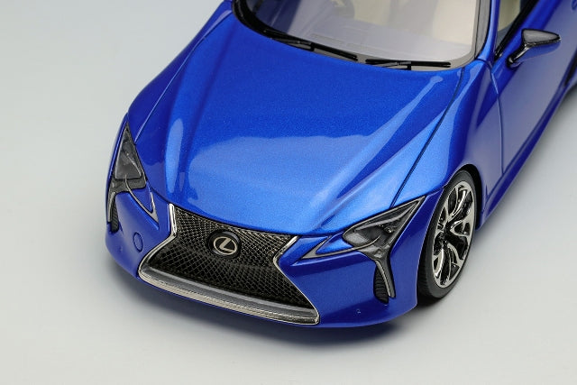 EM560A MakeUp EIDOLON 1:43 Lexus LC500 "Structural Blue" 2018 Blue Moment Interior