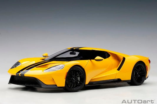 72944 AUTOart 1:18 Ford GT 2017 Yellow / Black Stripe model cars