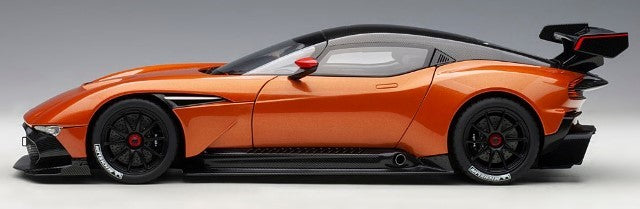 70264 AUTOart 1:18 Aston Martin Vulcan Metallic Orange model car