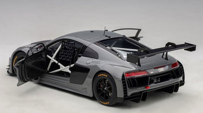 81801 AUTOart 1:18 Audy R8 LMS 2018 Gray model cars