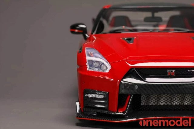 21C03-03 onemodel 1:18 Nissan 2020 GT-R NISMO Solid Red (Acrylic case included)