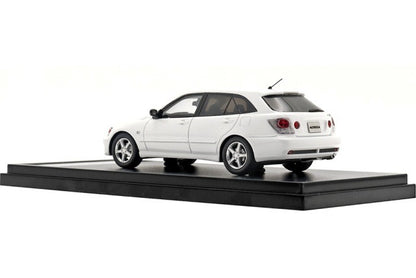 HS391WH Hi-Story 1:43 Toyota Altezza Gita AS200 Z EDITION (2001) Super White 2