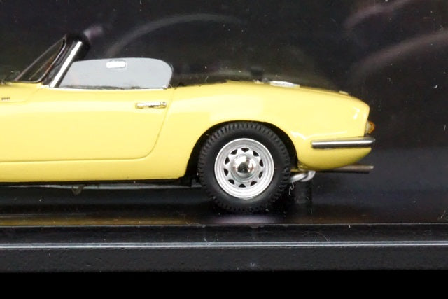 1:43 SPARK S1237 Lotus Elan S1 1962 Yellow