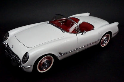 1:18 AUTOart 71081 Chevrolet Corvette 1953 POLO White