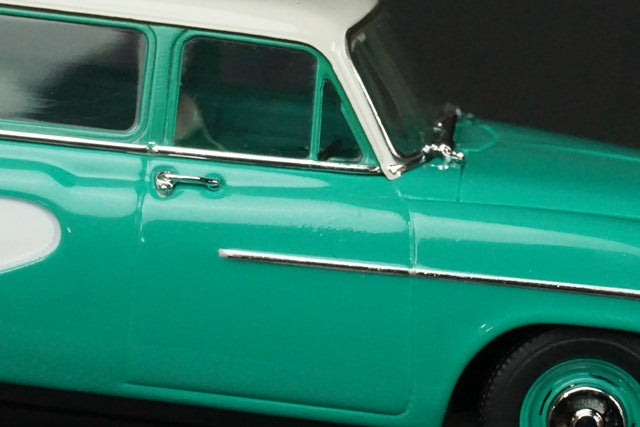 1:43 EBBRO 44342 Toyopet Masterline Light Van 1959 Light Green